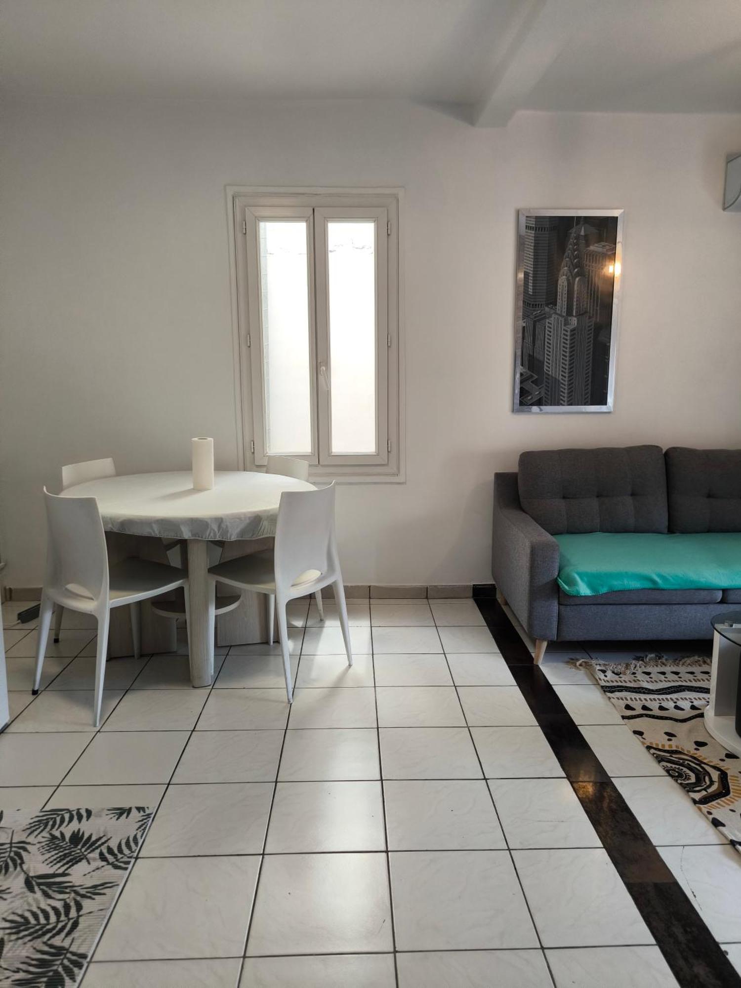 F1 200 Metre De La Gare Apartman Perpignan Kültér fotó