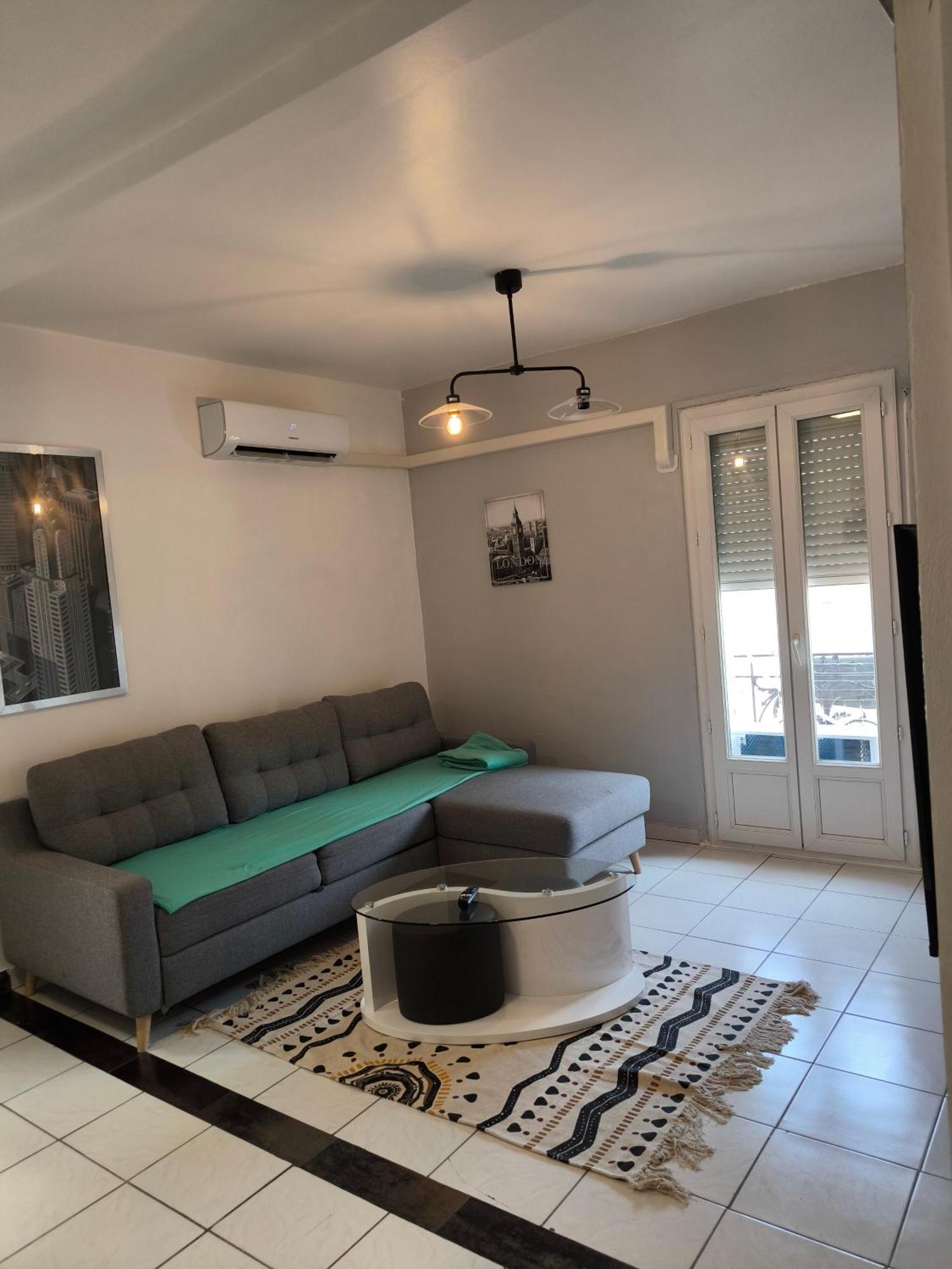 F1 200 Metre De La Gare Apartman Perpignan Kültér fotó