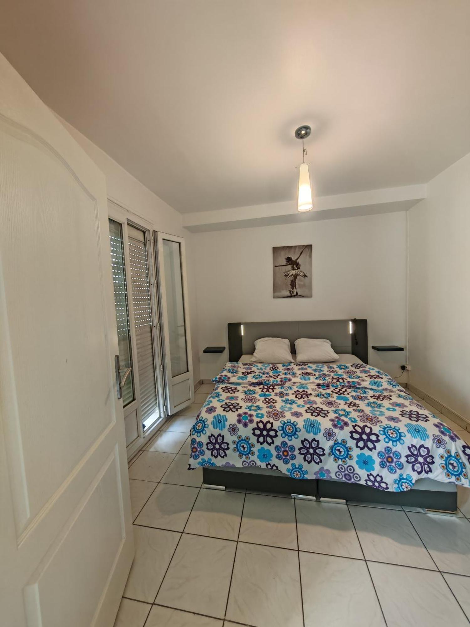 F1 200 Metre De La Gare Apartman Perpignan Kültér fotó
